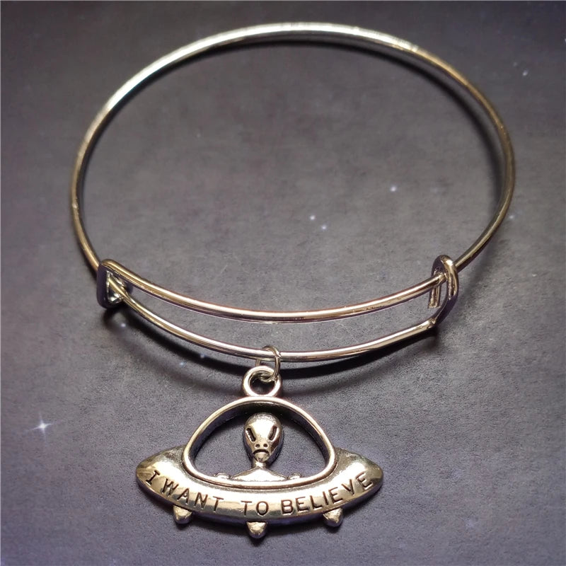 Bracelet OVNI " i want to believe"