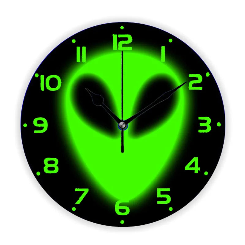 Horloge Murale Tête d'Alien 14inch (35x35cm)