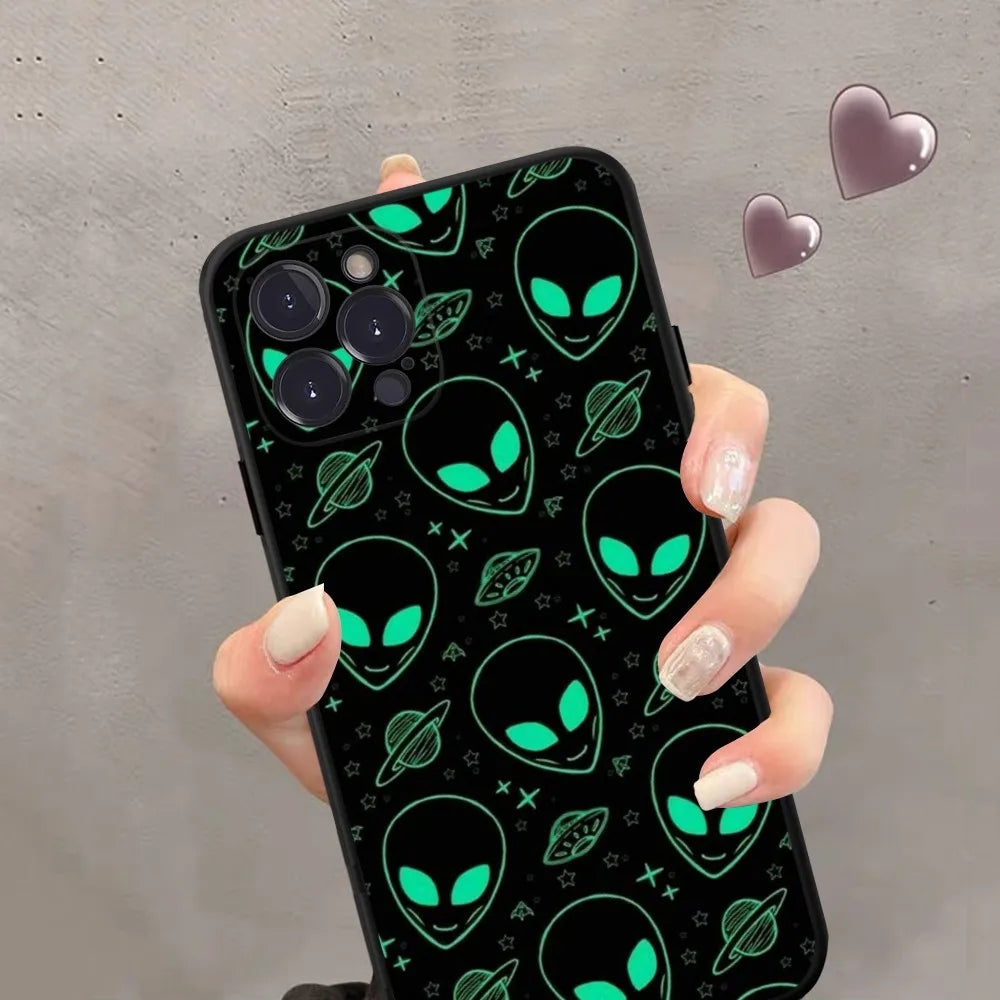 Coque d'iPhone Alien Têtes d'Extraterrestres iPhone 15pro max