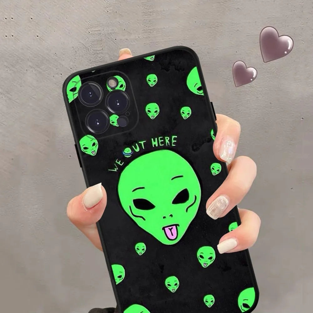 Coque d'iPhone Alien We Out Here iPhone 15pro max