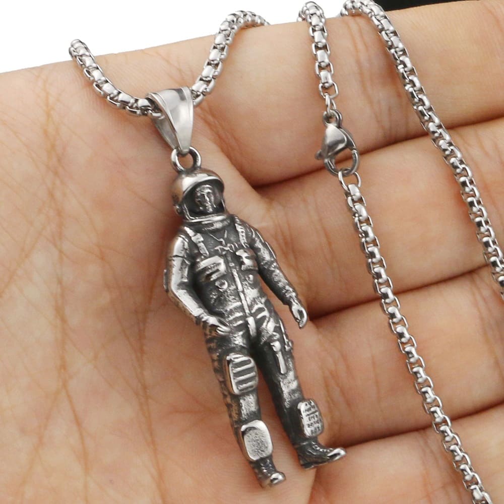 Collier Astronaute