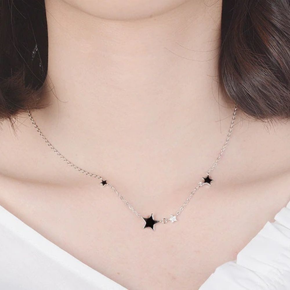 Collier Étoile Noire